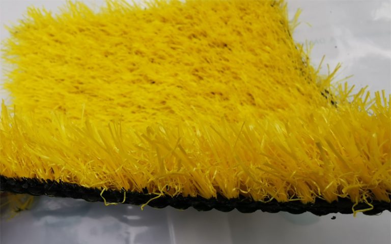 cỏ nhân tạo sân vườn xanh, đỏ, tím, vàng